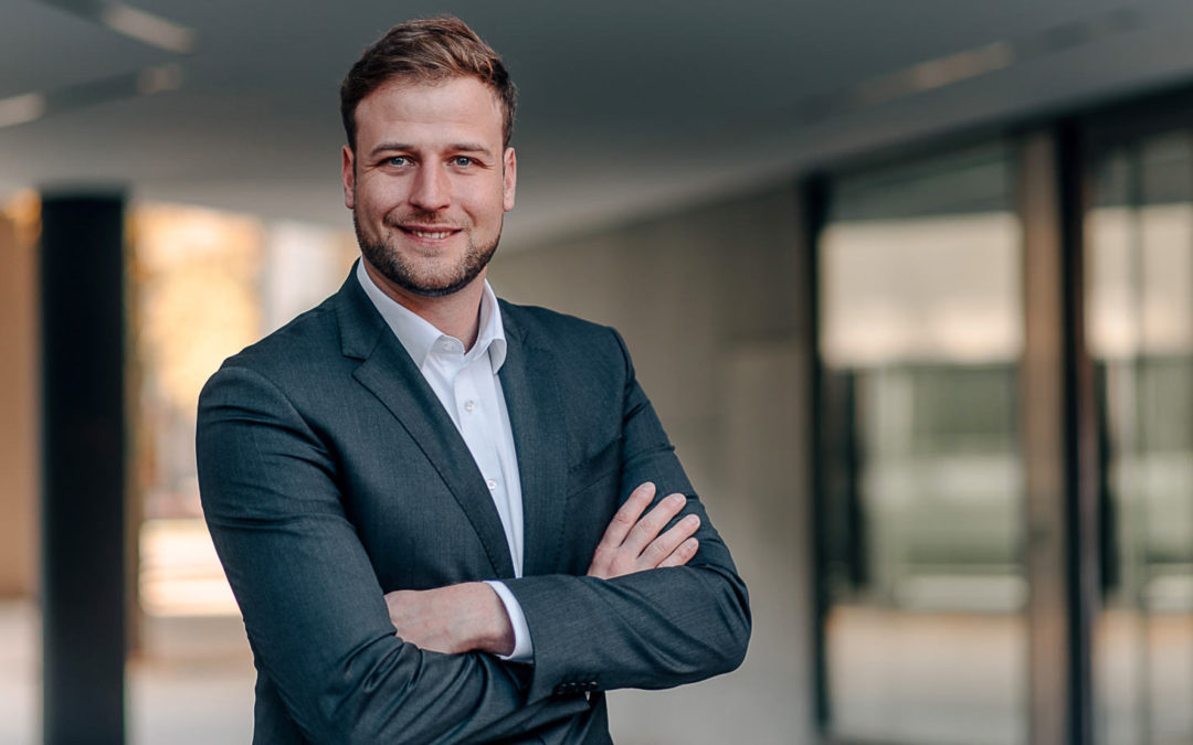 Professionelle Bewerbungsfotos: 9 wertvolle Tipps vom Profi